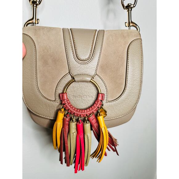 SEEBY CHLOÉ Neutral Tan Gold-Tone Hardware Tassel Leather Crossbody Purse - Picture 3 of 12